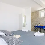 Miracle - Comfort With Terrace And View *