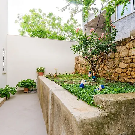 Miracle - Comfort With Terrace And View Apartman