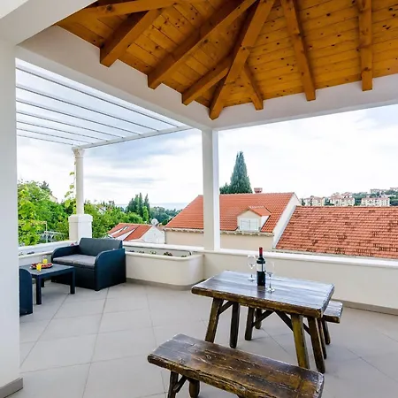 Miracle - Comfort With Terrace And View