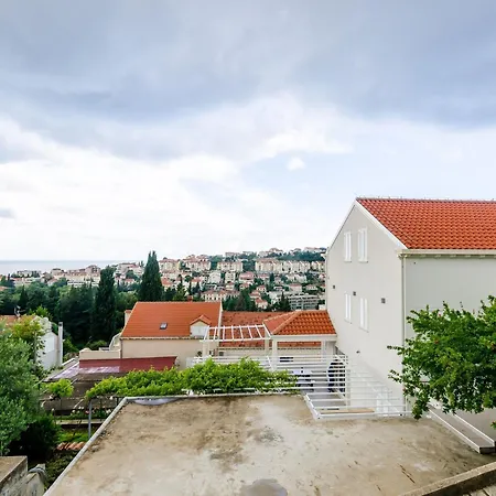 Apartman Miracle - Comfort With Terrace And View *