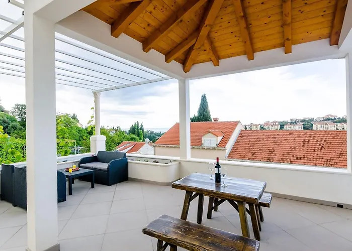 Miracle - Comfort With Terrace And View