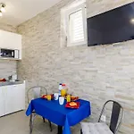 Apartmán Miracle - Comfort With Terrace And View *